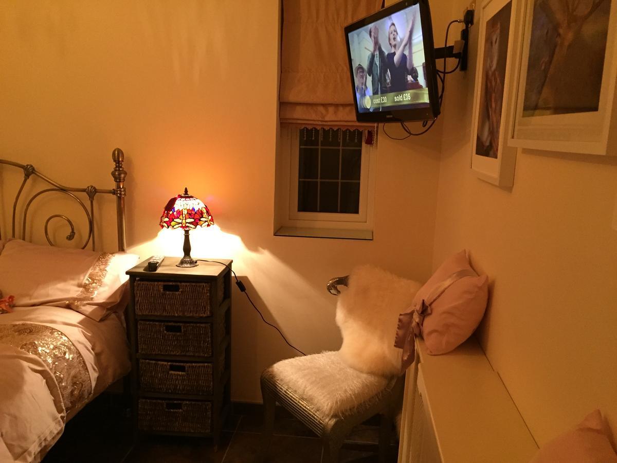 Retreat At The Knowe Auchincruive Estate Bed & Breakfast Ayr Ngoại thất bức ảnh